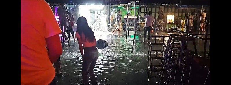 동남아 우기에 여행가면 발생하는 특전_2.jpg