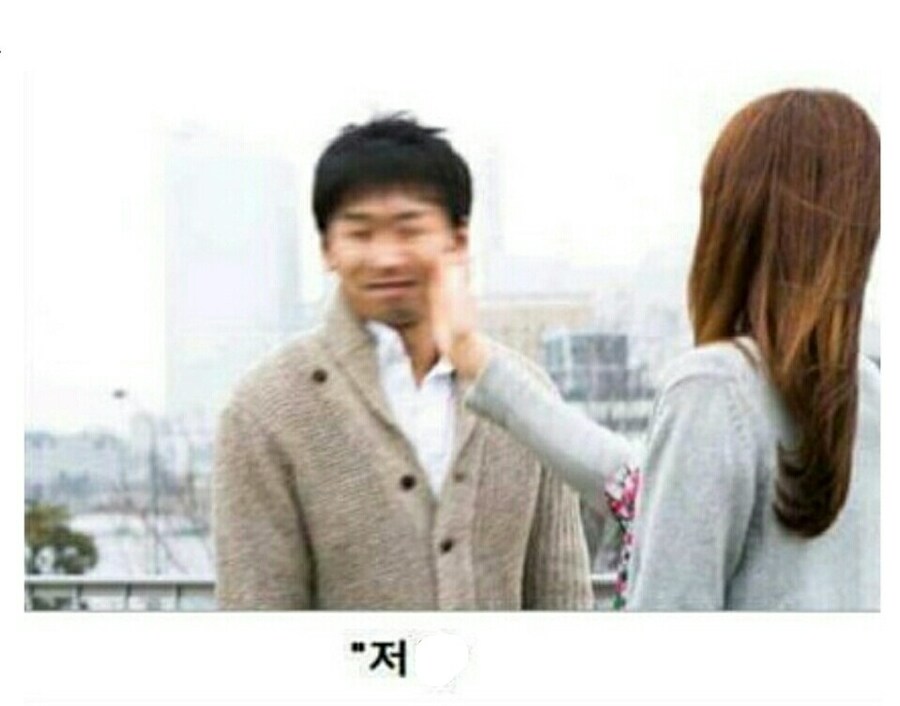 비행기에서 앉았을 때 민망하다는 자리_2.jpg