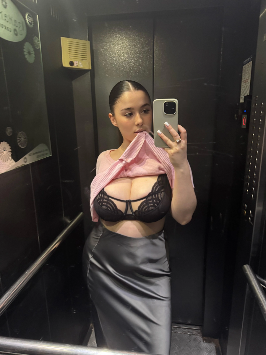 호불호 갈리는 몸매.jpe_1.webp