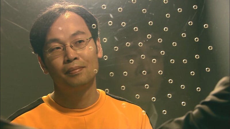 자기를 잡아넣은 형사랑 기싸움하는 범죄자_7.jpg