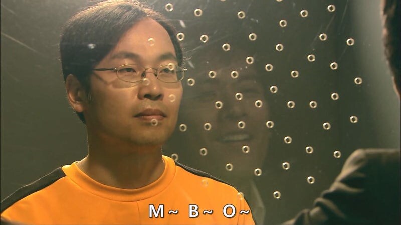 자기를 잡아넣은 형사랑 기싸움하는 범죄자_9.jpg