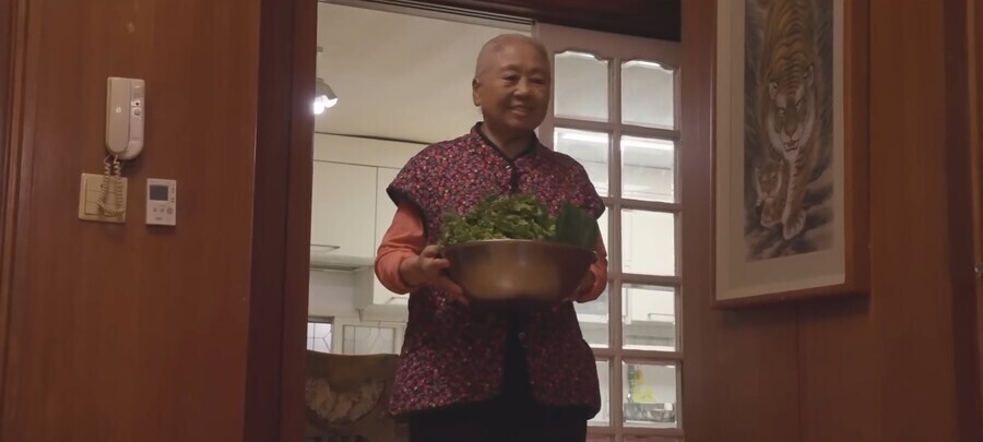 쯔양 vs 할머니_15.jpg