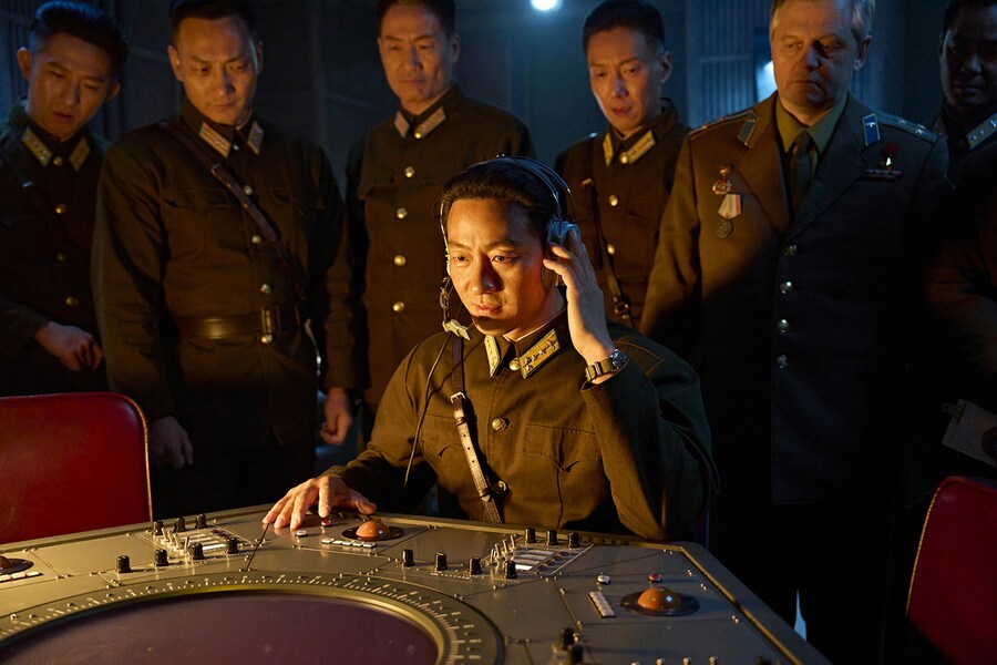 굿뉴스) 영화에서 가장 불쌍한 놈 ㅋㅋㅋㅋ_1.png