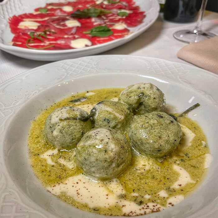 이탈리아에서 가장 오래된 스테이크 전문점_7.jpg