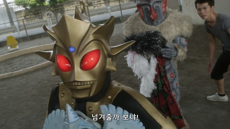 울트라맨 외계인 범죄자들이 승부를 결정하는 방법_13.jpg