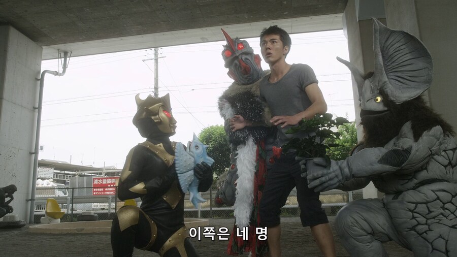 울트라맨 외계인 범죄자들이 승부를 결정하는 방법_32.jpg