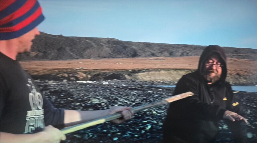 북극곰 만났을 때 살 수 있는 의외로 쉬운 방법.JPG_8.jpg