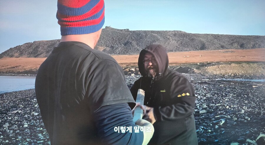 북극곰 만났을 때 살 수 있는 의외로 쉬운 방법.JPG_10.jpg