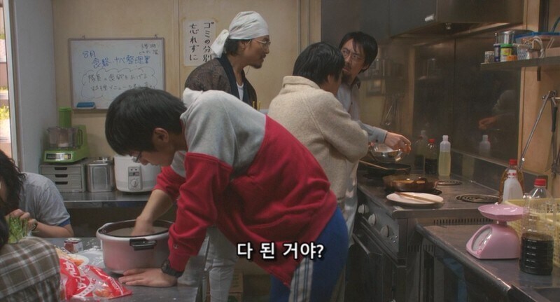 일본영화 남극의셰프에서 닭튀김의 중요성_37.jpg