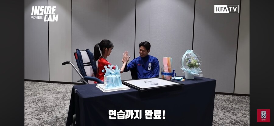 근병증을 앓고 있는 소녀의 소원을 이뤄준 이강인_5.png