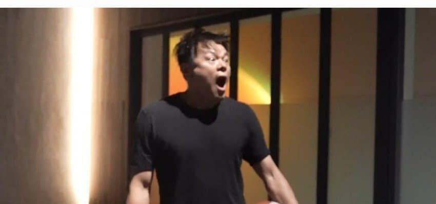 충격 받은 JYP jpg._8.jpg