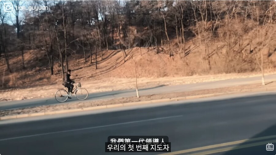 북한이 중국 관광객에게 알려주는 서해갑문_2.jpg