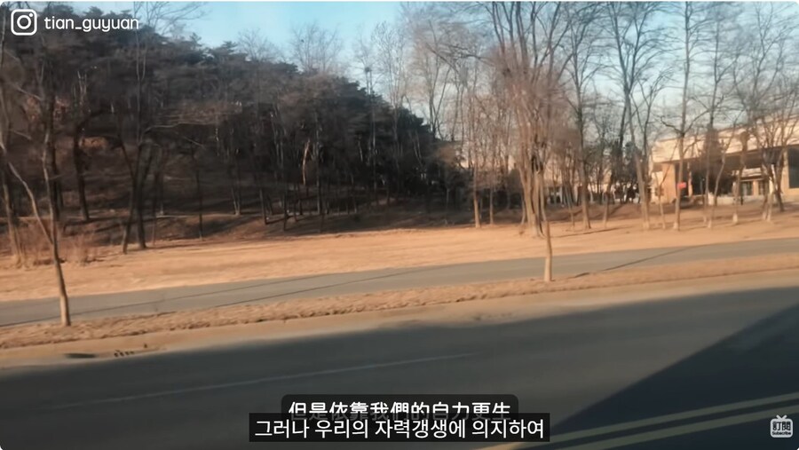 북한이 중국 관광객에게 알려주는 서해갑문_7.jpg