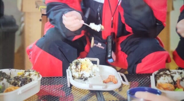 남극의 약탈자들 도시락이 나오게 된 스토리_6.jpg