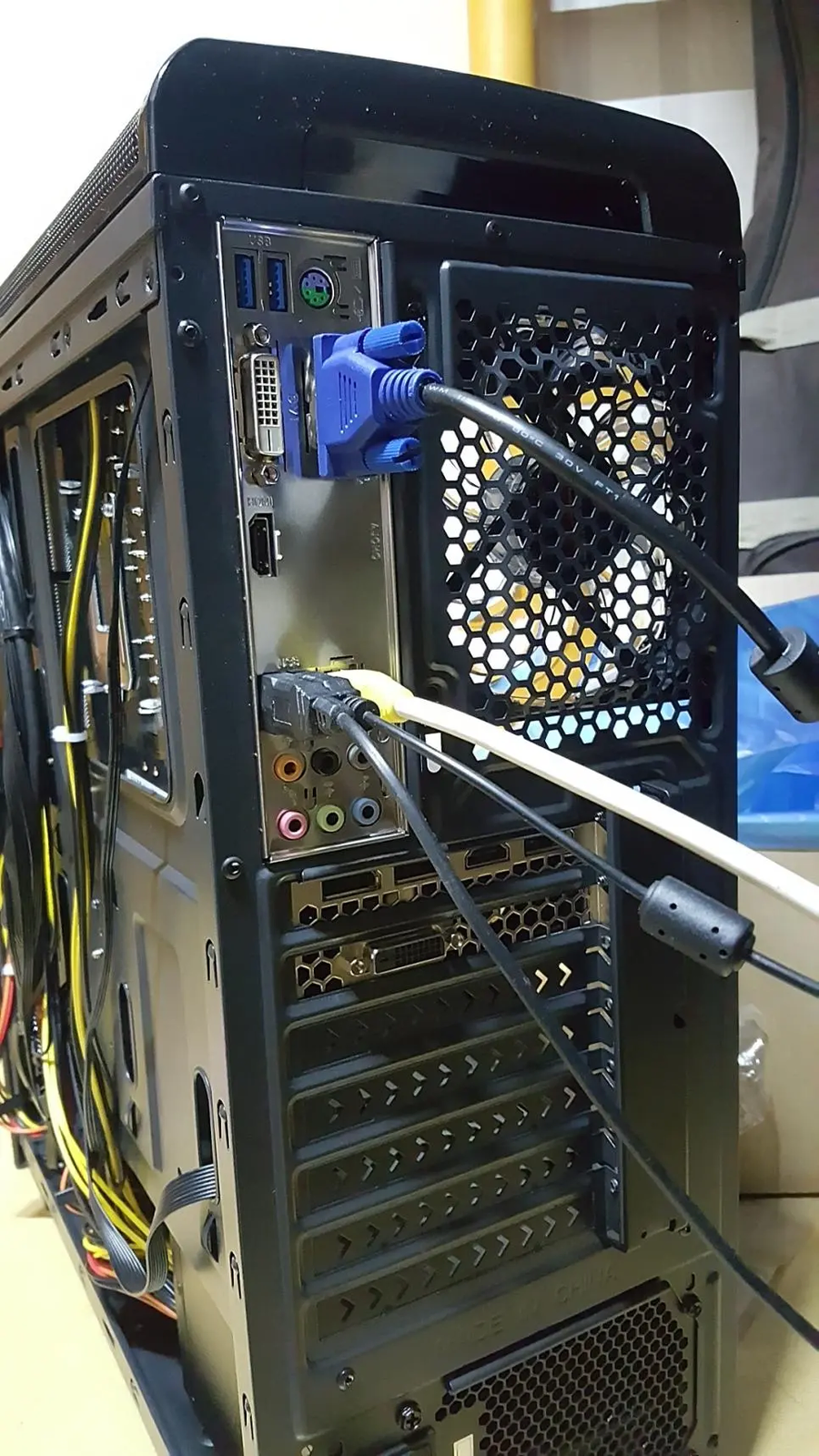 그래픽카드 최신형 삿다 ㅋㅋㅋㅋㅋㅋ_1.webp