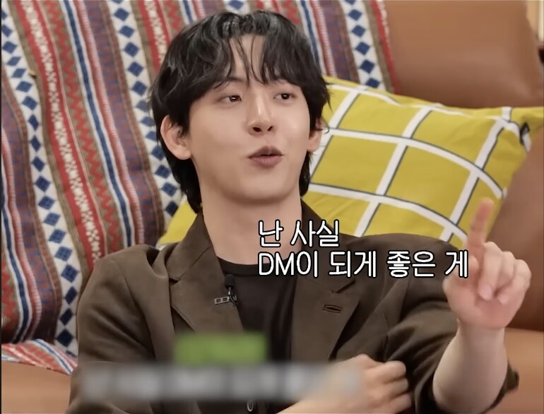 썸녀들의 핸드폰 기종이 중요한 이유_1.png