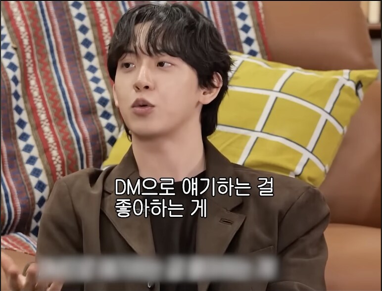 썸녀들의 핸드폰 기종이 중요한 이유_5.png