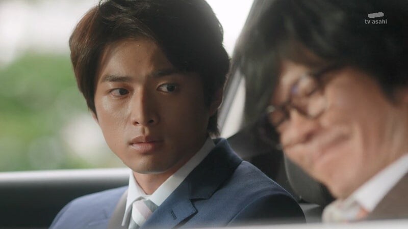 딸만 넷인 아버지가 회사에서 해고당하는것보다 더 무서워하는 것_16.jpg