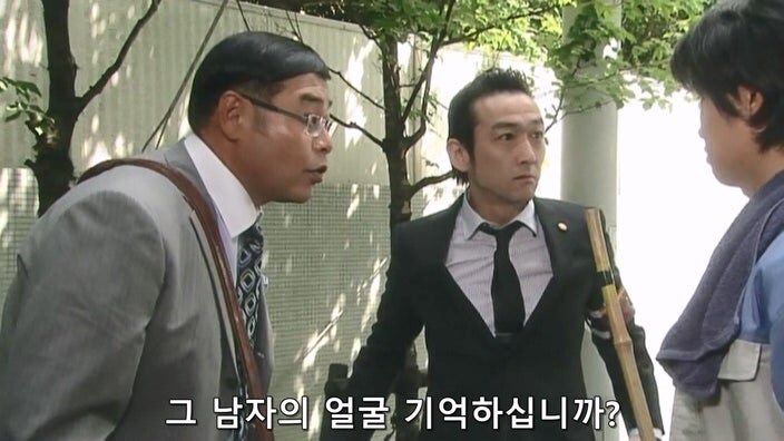 살인사건 용의자의 몽타주가 너무 익숙하다_2.jpg