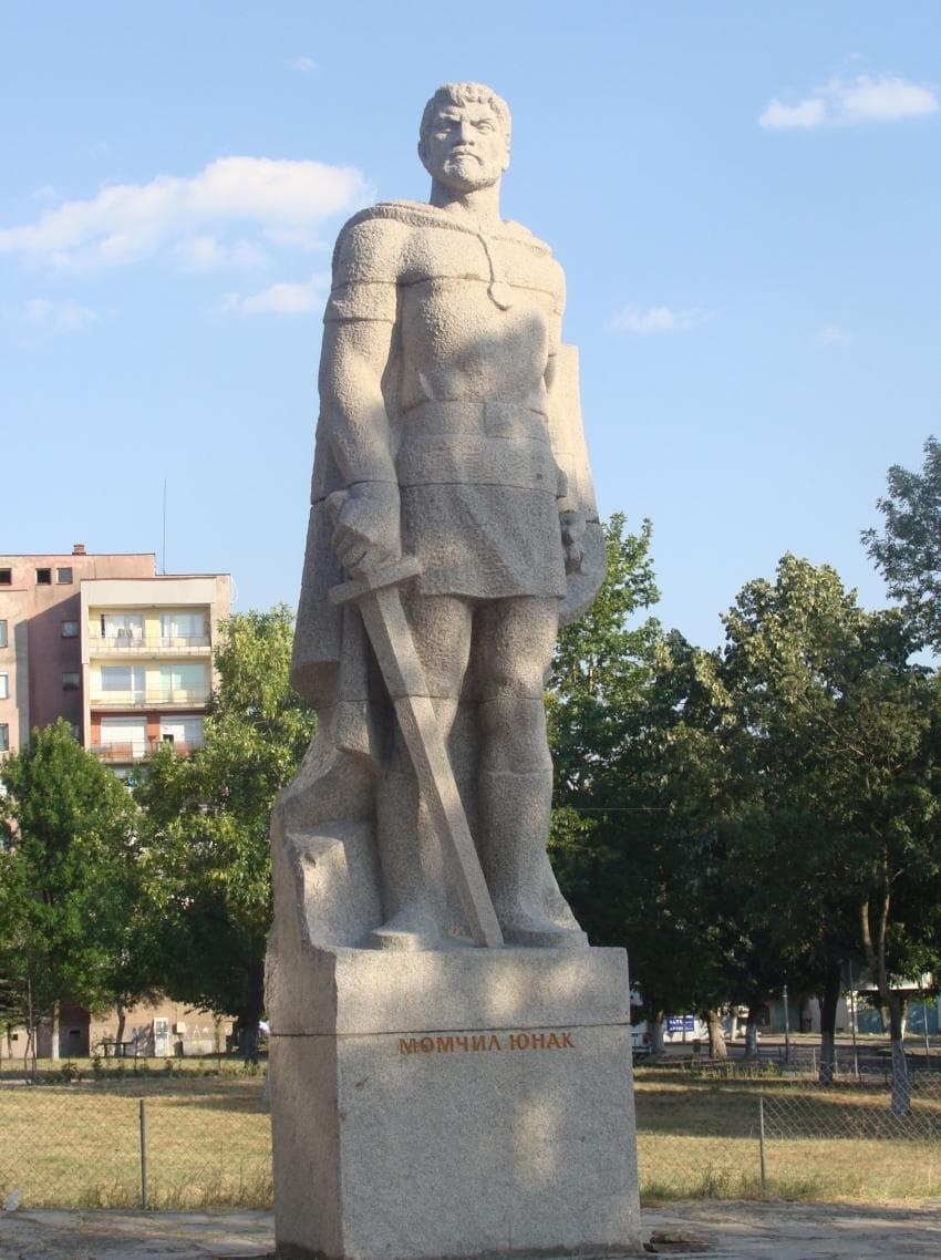 분탕 산적에서 영웅이 된 이야기_1.jpg