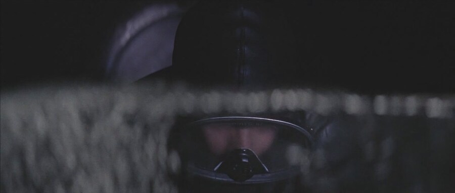 007이 홍콩에서 일본 가는법_6.jpg