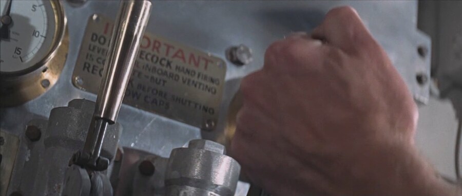 007이 홍콩에서 일본 가는법_8.jpg