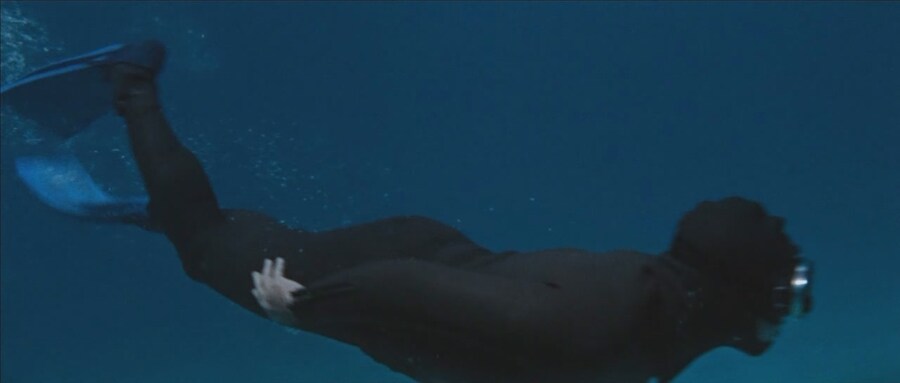 007이 홍콩에서 일본 가는법_10.jpg