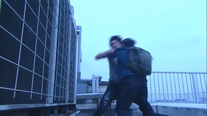 형사 : 너 이새퀴, 예전에도 사람 죽였잖아 ㅎㅎ 너가 범인 맞지?_75.jpg