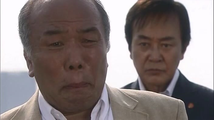 형사 : 너 이새퀴, 예전에도 사람 죽였잖아 ㅎㅎ 너가 범인 맞지?_94.jpg