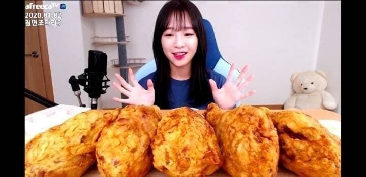 유튜버 쯔양이 먹다가 남긴 음식_1.jpg