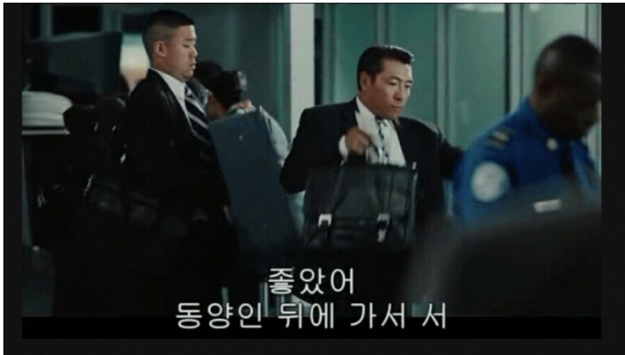 점점 진화하고 있는 동양인 인종차별...?_1.png