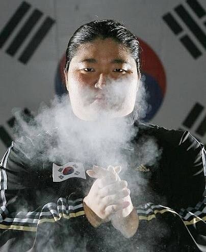 호불호 갈리는 승무원 관상.jpg_7.jpg