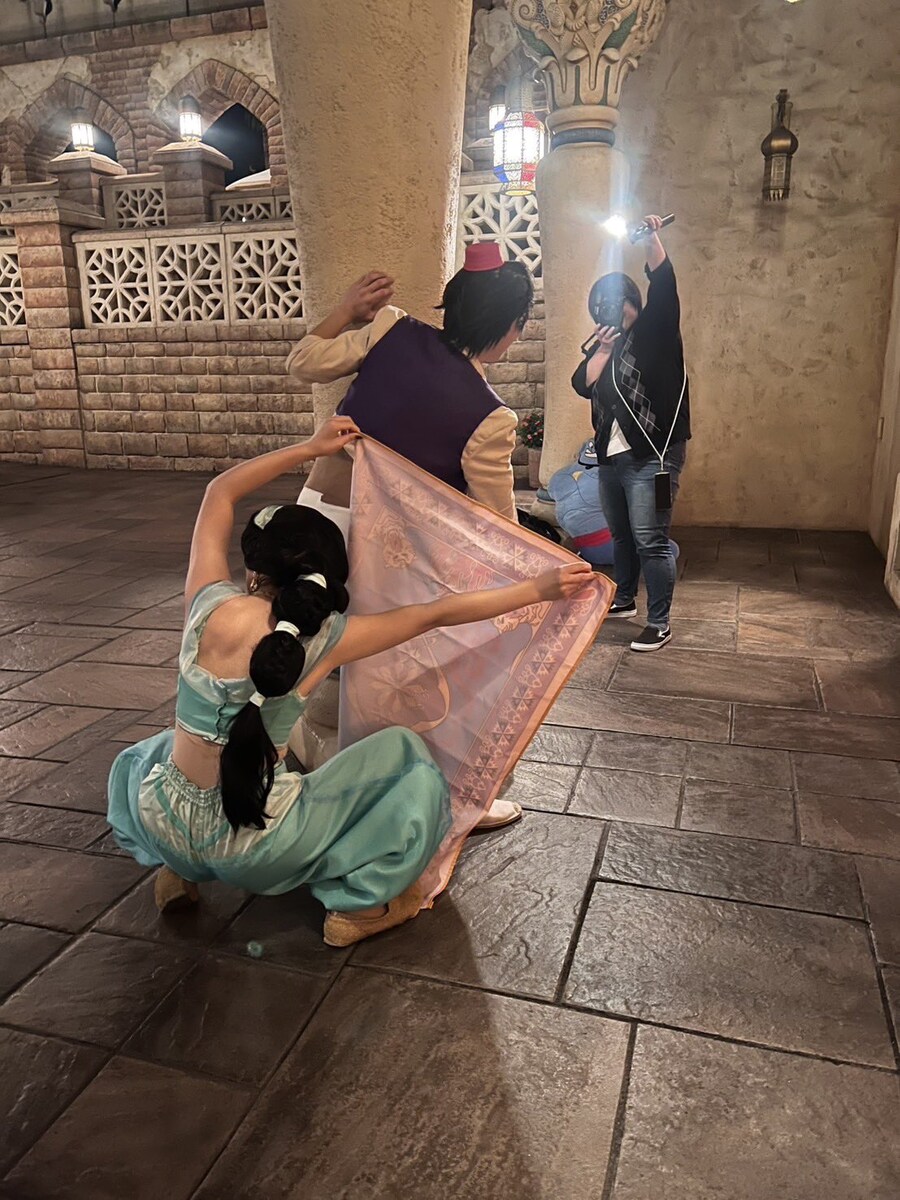 양탄자가 살아있는 것 같은 알라딘 코스프레 사진을 찍는 법_2.jpg