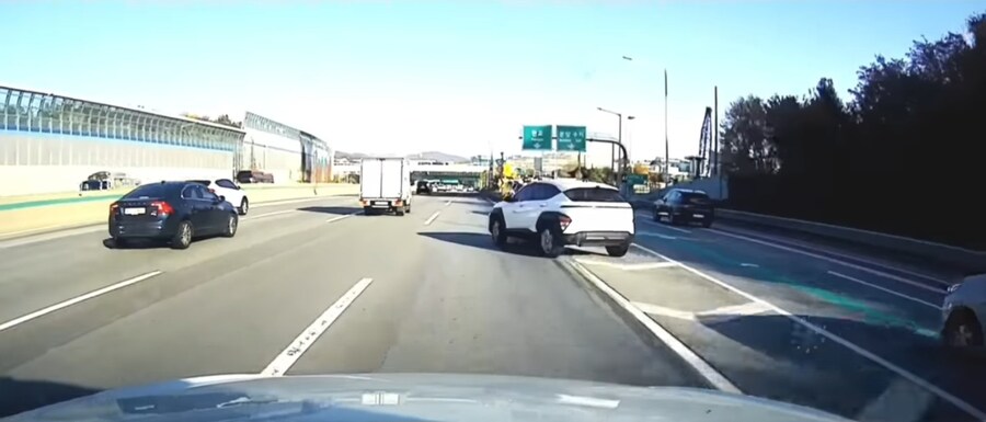 도로위의 씹 상남자_1.jpg