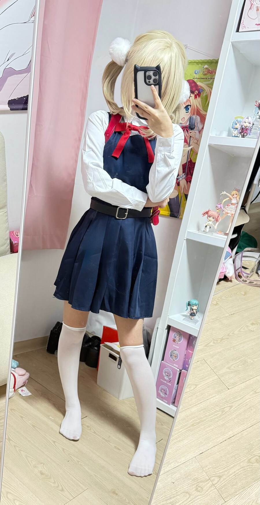 어느 아저씨의 코스프레_2.jpg