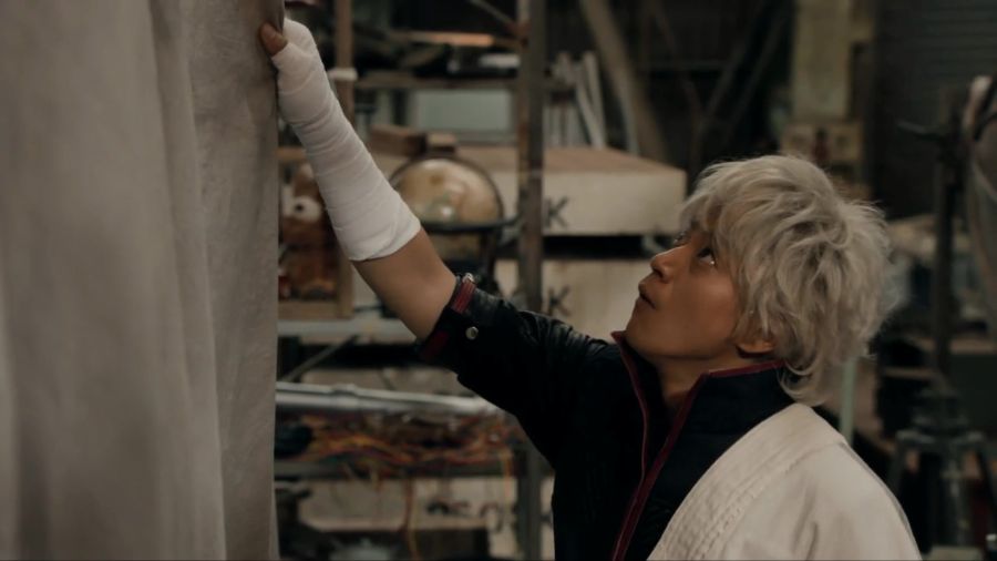 [은혼]커다란 로봇을 발견한 긴토키_1.jpg