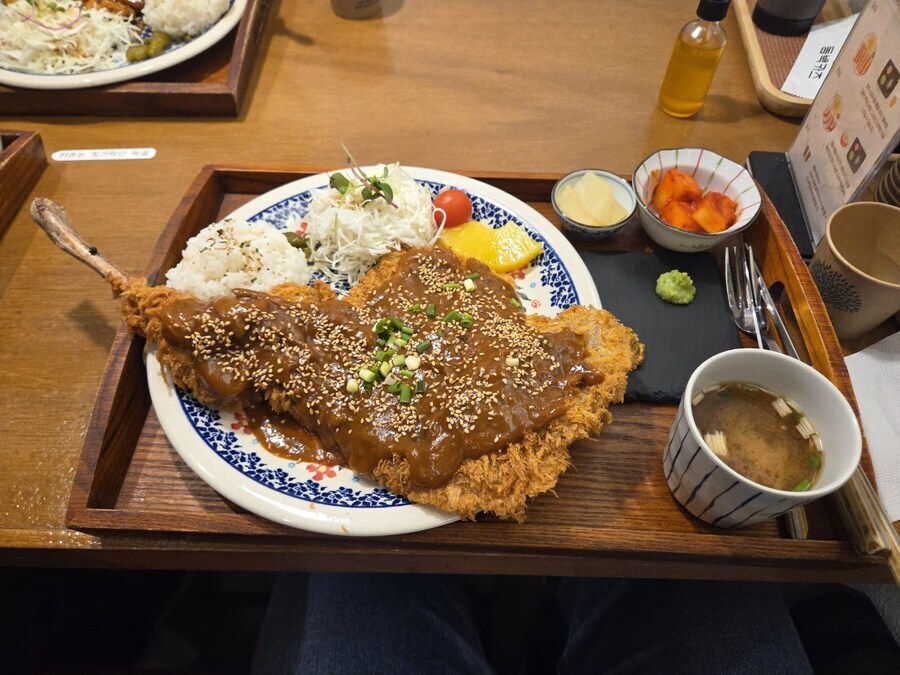 순살 돈까스가 있는 이유_2.jpg