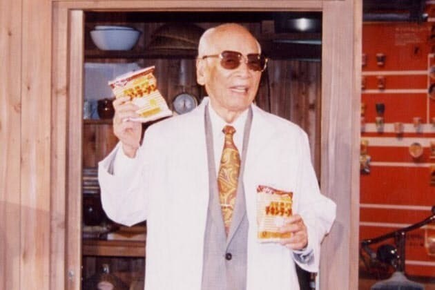 라면을 개발한 안도 모모후쿠 의외의 사실_1.jpg