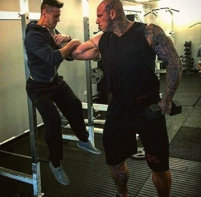 스페이스 마린이 거인이라 불리는 이유_3.jpg