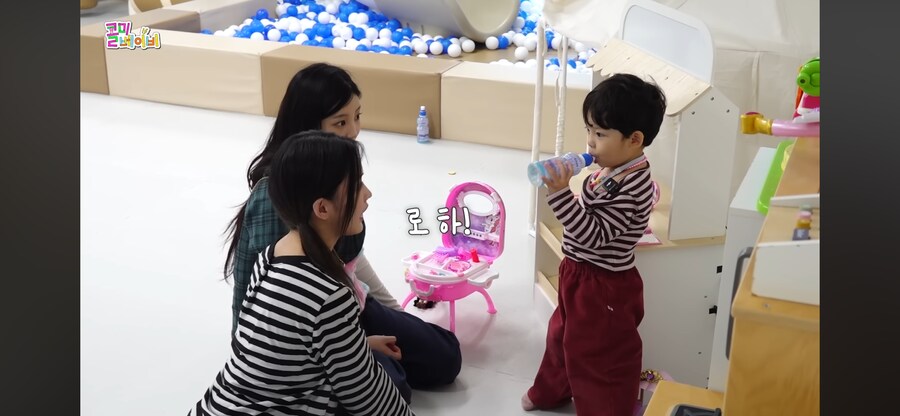 애기와 통성명 하는 아일릿_7.png