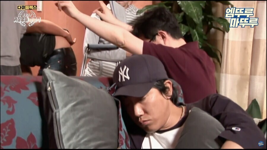 해외 드라마 8년치 분량을 반년만에 끝낸 하이킥_2.jpg