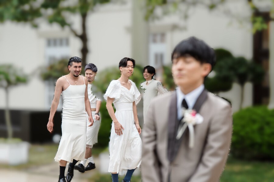 전남친 결혼식에 쳐들어간 전여친들(?)_1.jpg