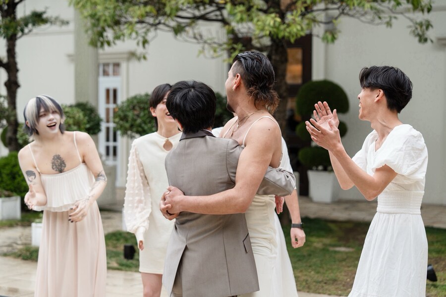 전남친 결혼식에 쳐들어간 전여친들(?)_3.jpg