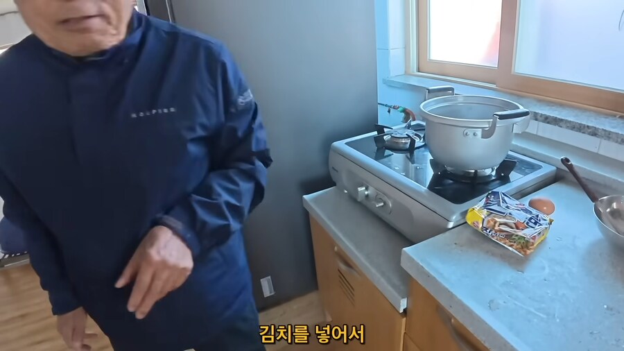 제주도의 어느 어메이징한 식당.jpg_36.png