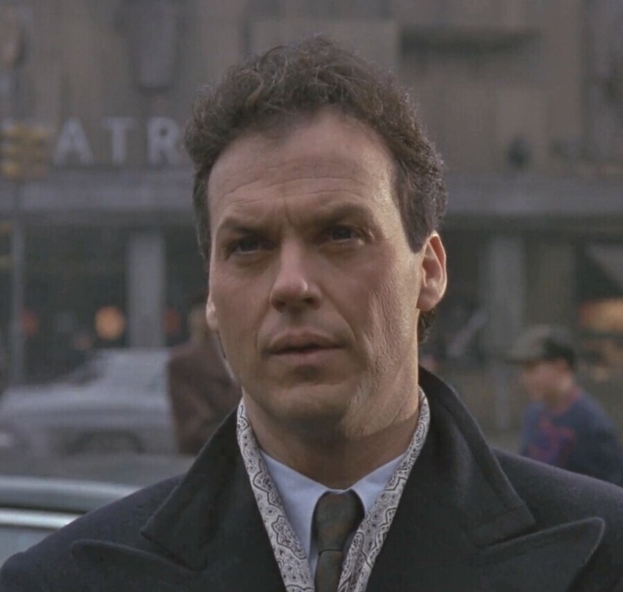 오타쿠가 평가하는 역대 배트맨들의 가면 벗은 모습_2.jpg