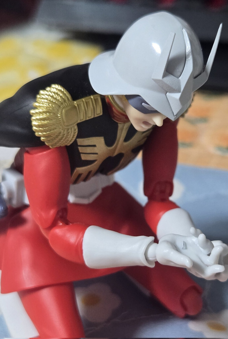 샤아 피규어.jpg_2.jpg