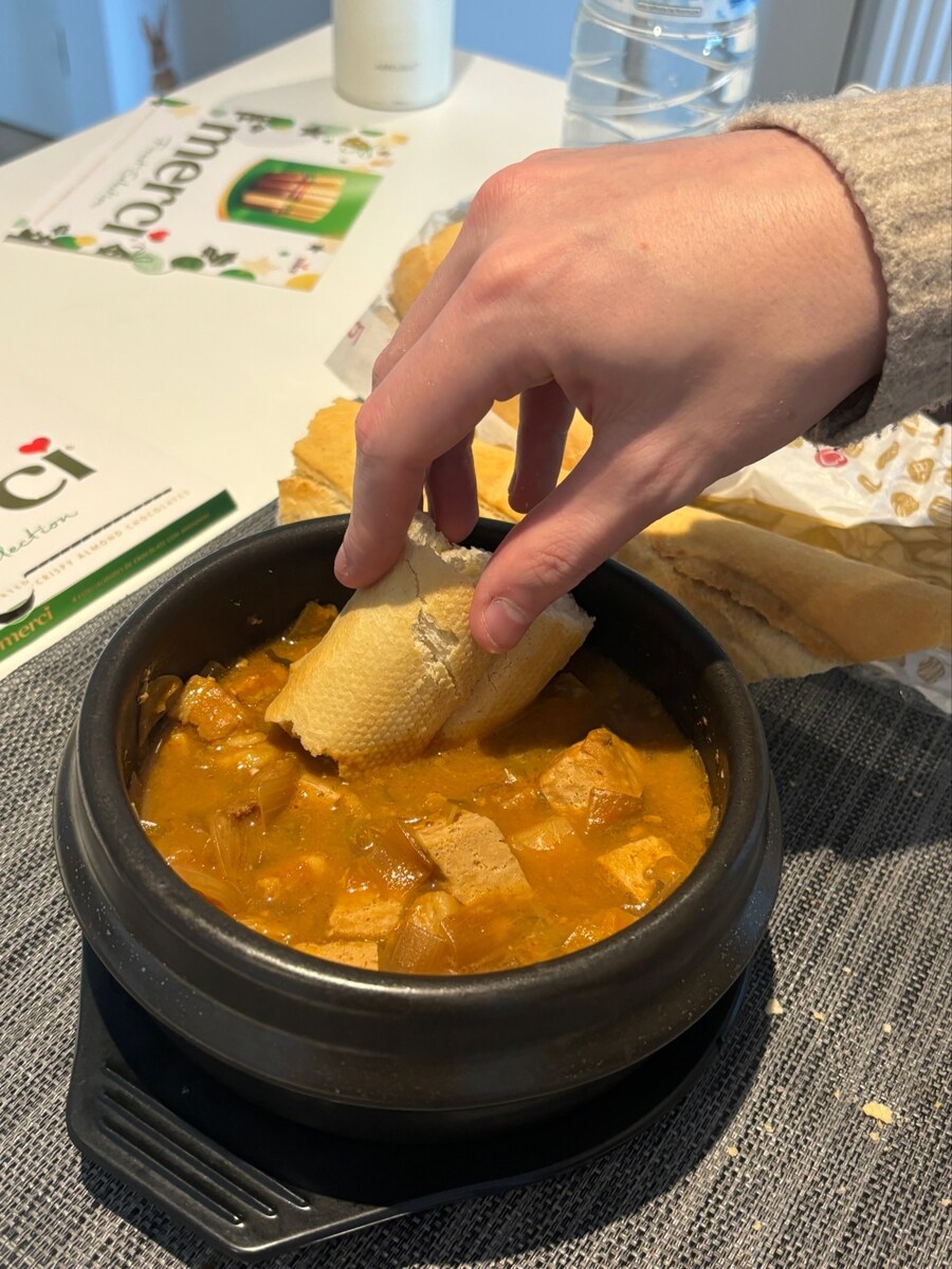 공포)된장 찌개 바게트_1.jpg