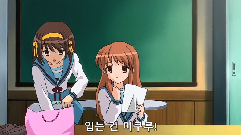 부실에서 범해지는 여자선배_2.jpg