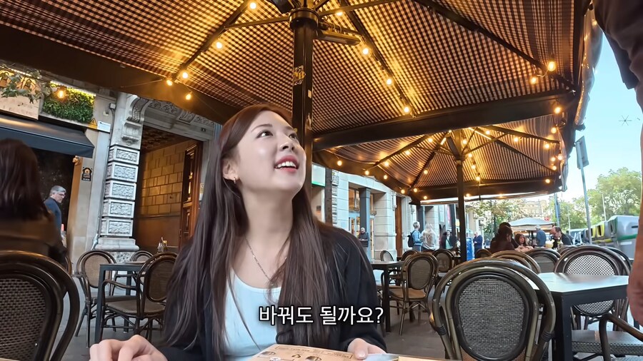 시청자들이 전혀 공감하지 못하는 여행 유튜버.jpg_19.png