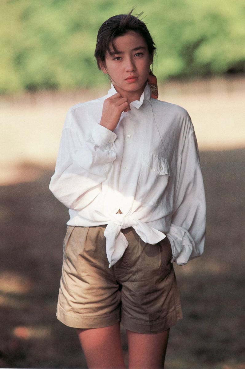 3W9xii525AM6geQoQ64866.jpg 엄마의 권유로 누드집을 냈던 일본 국민여배우